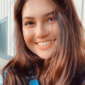 Meet your Posher, Carmella